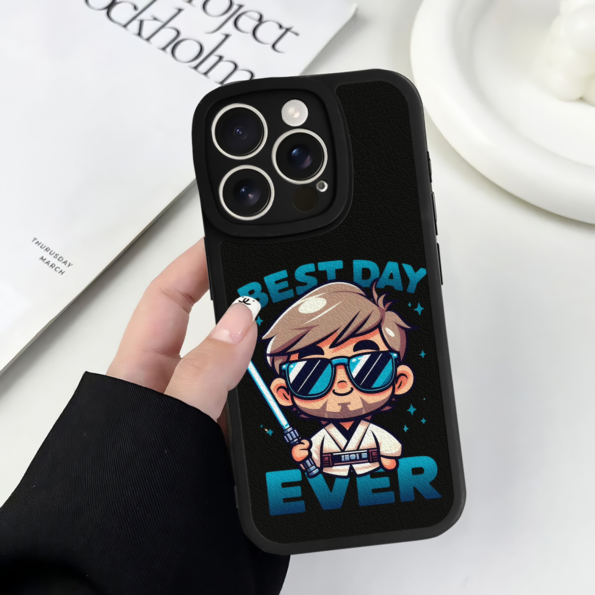 （画像用） スター・ウォーズ Star Wars 【iPhone 16シリーズ対応】シリコンスマホケース（レザー調） 材質：シリコン